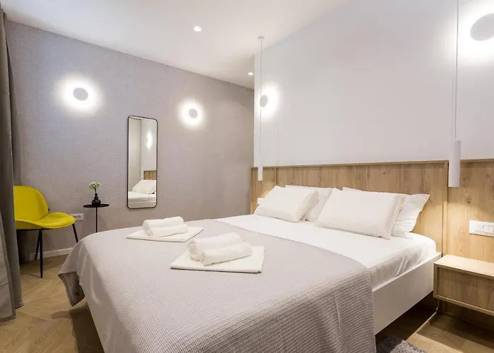 Apartment Floor Luxury Split