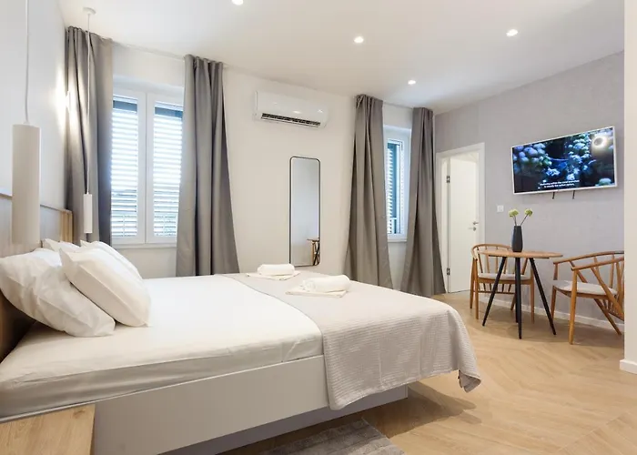 Apartment Floor Luxury