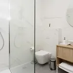 Floor Luxury شقة سبليت